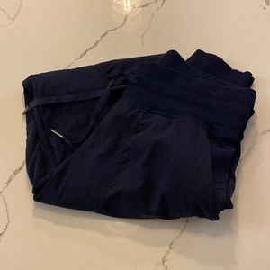 Lululemon dance studio joggers
